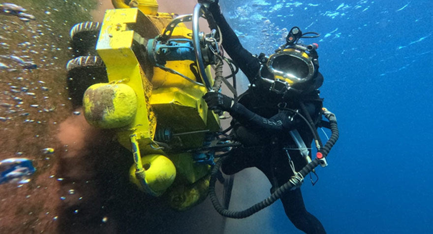 Underwater Maintenance